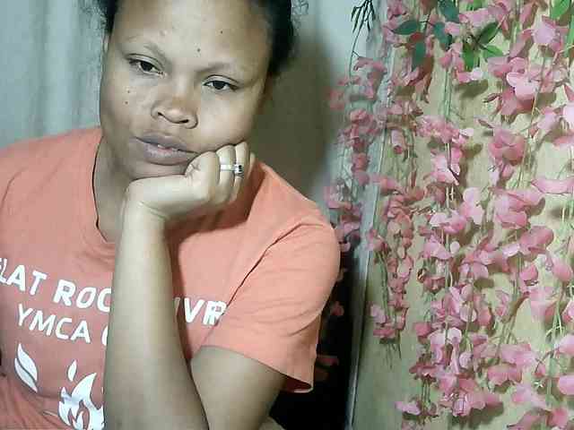 Pussy01lips webcam