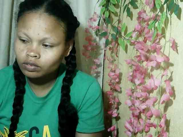 Pussy01lips webcam