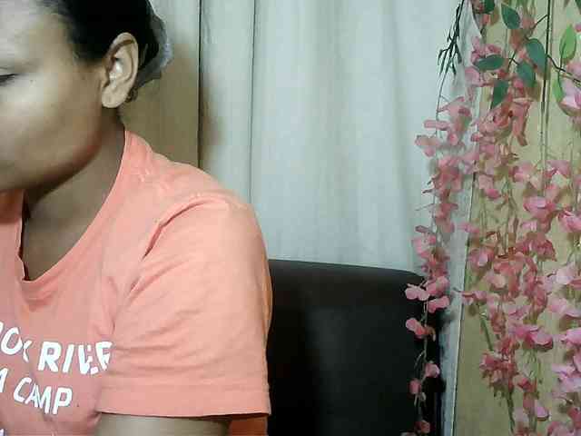 Pussy01lips webcam