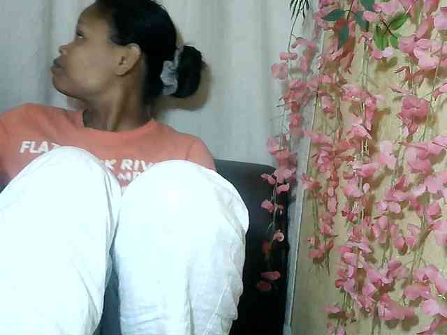 Pussy01lips webcam