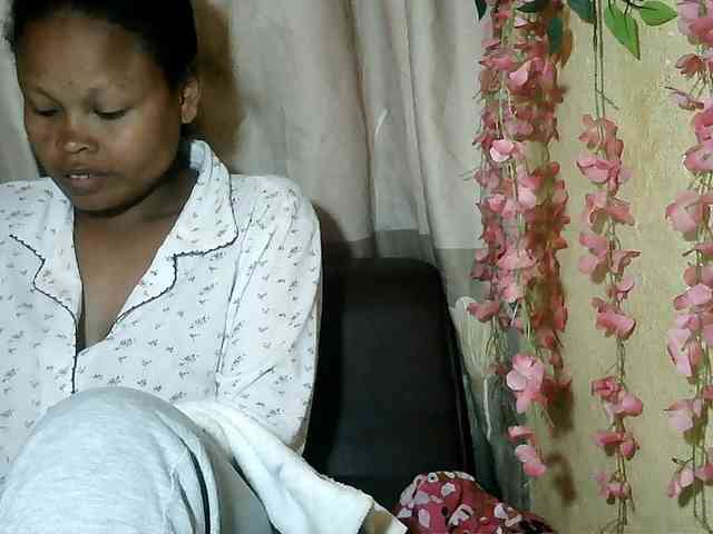 Pussy01lips webcam