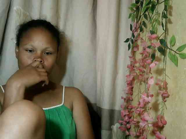 Pussy01lips webcam