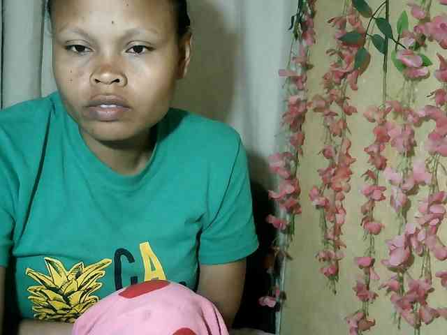 Pussy01lips webcam