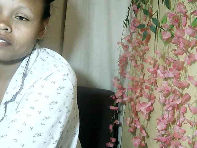 Pussy01lips webcam