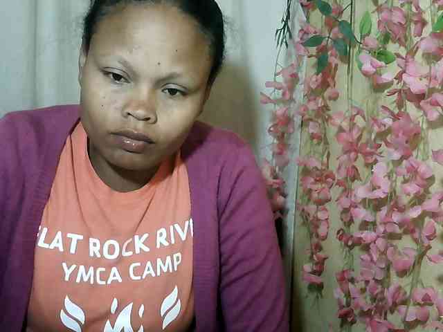 Pussy01lips webcam