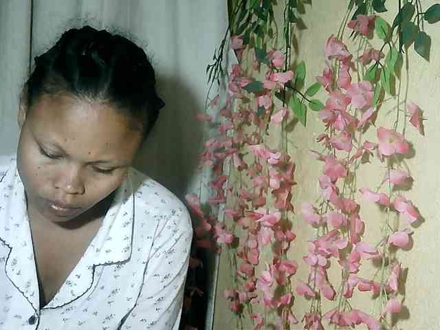 Pussy01lips webcam