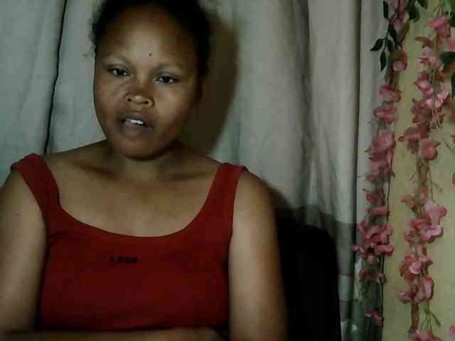 Pussy01lips webcam