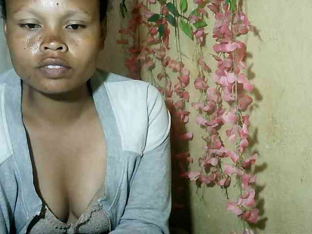 Pussy01lips webcam