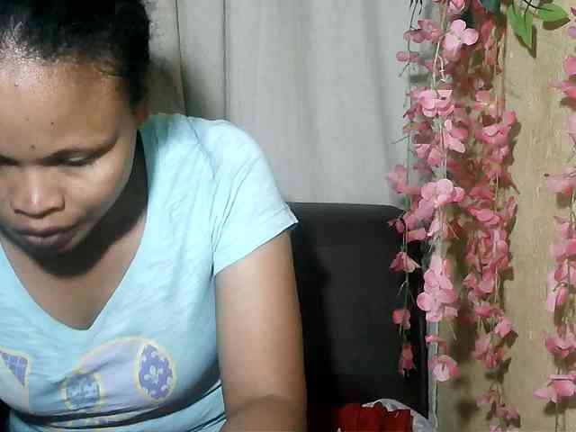 Pussy01lips webcam