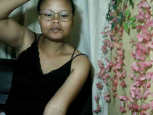 Pussy01lips webcam