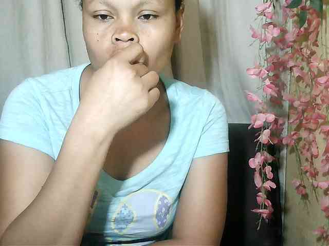 Pussy01lips webcam