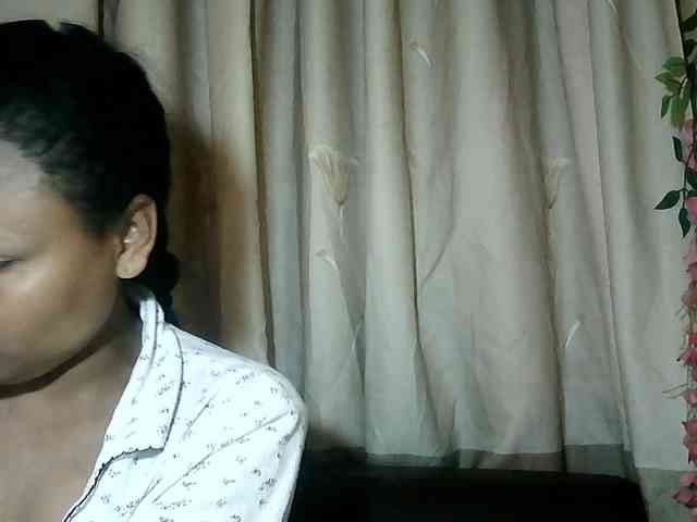 Pussy01lips webcam