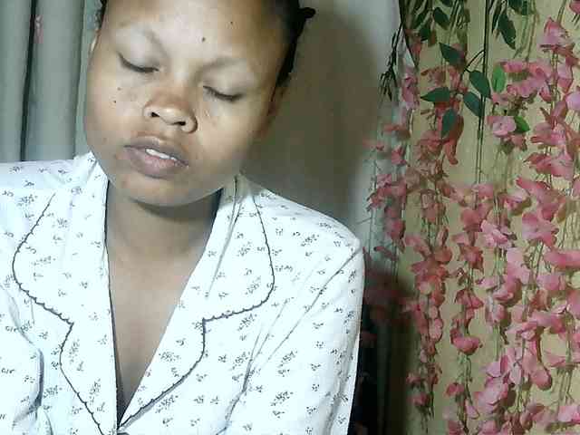 Pussy01lips webcam