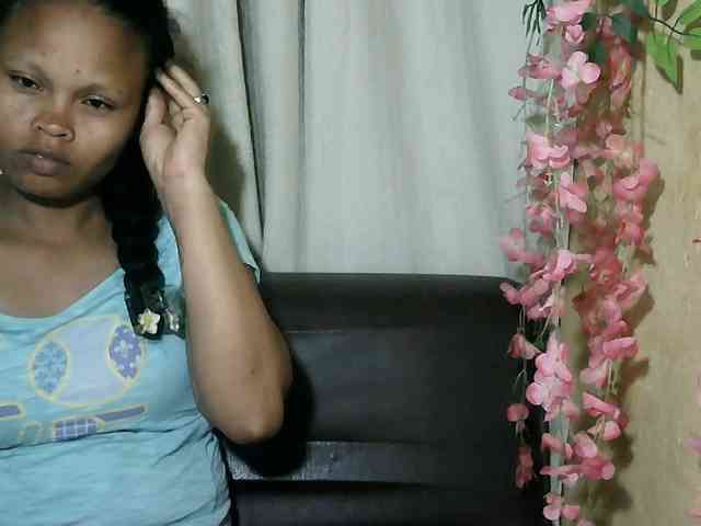 Pussy01lips webcam