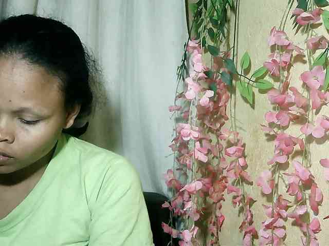 Pussy01lips webcam