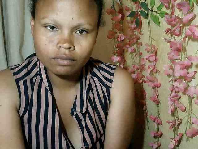 Pussy01lips webcam
