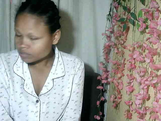 Pussy01lips webcam