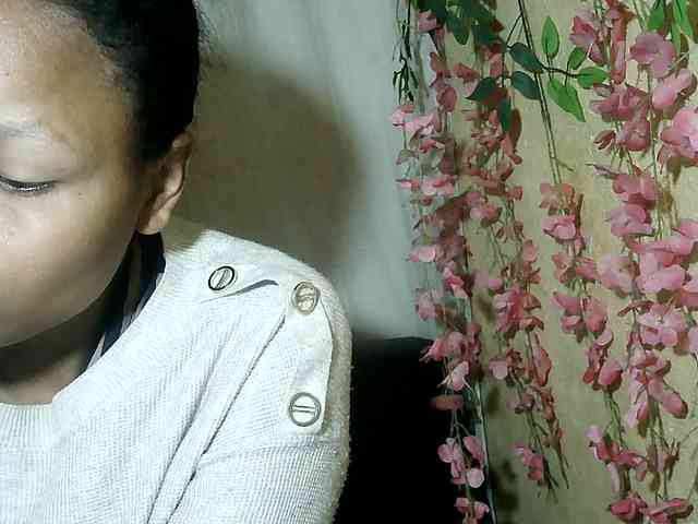 Pussy01lips webcam