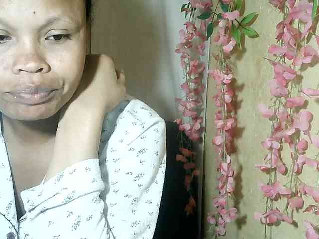 Pussy01lips webcam