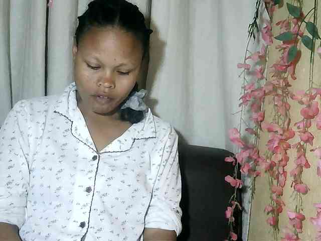 Pussy01lips webcam