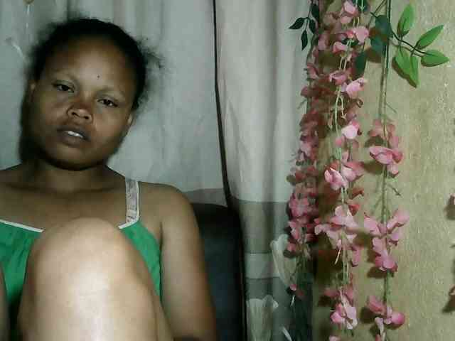 Pussy01lips's webcam live show