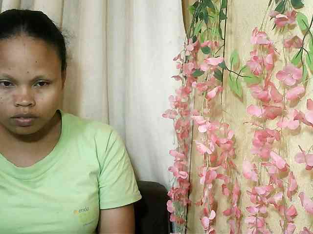 Pussy01lips webcam