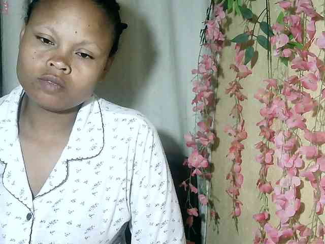 Pussy01lips webcam