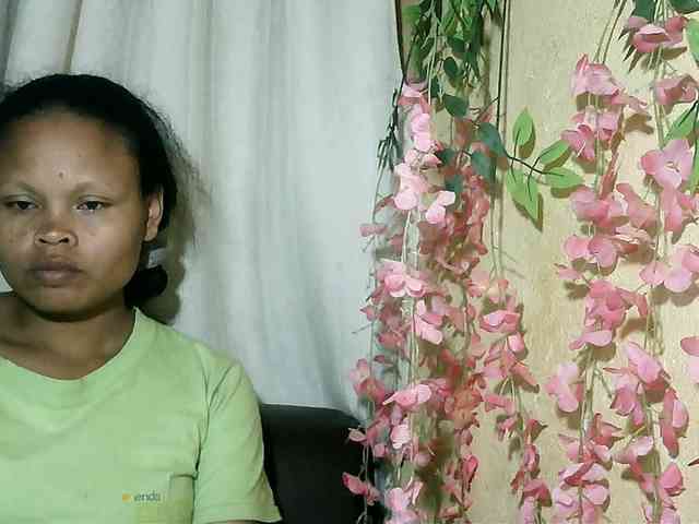 Pussy01lips webcam