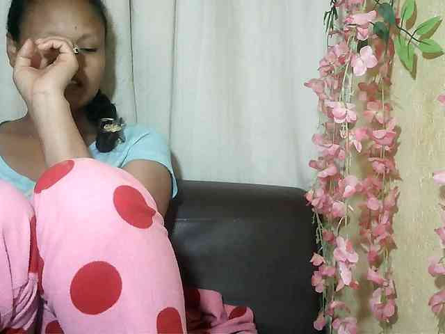 Pussy01lips webcam