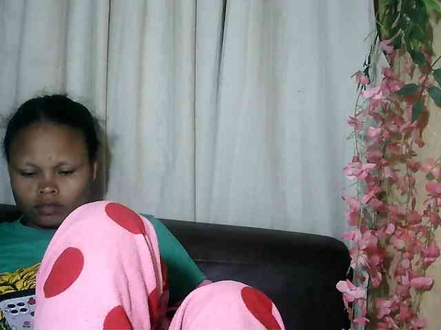 Pussy01lips webcam