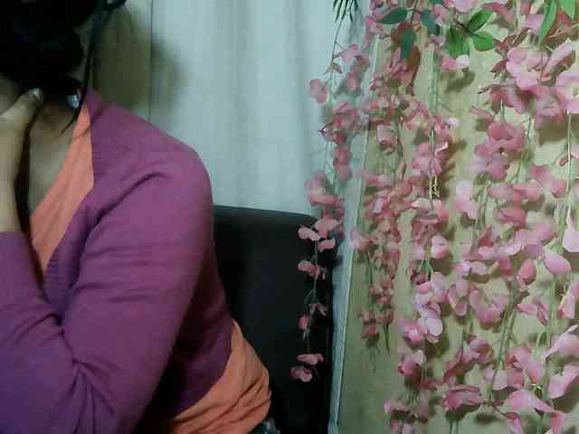 Pussy01lips webcam
