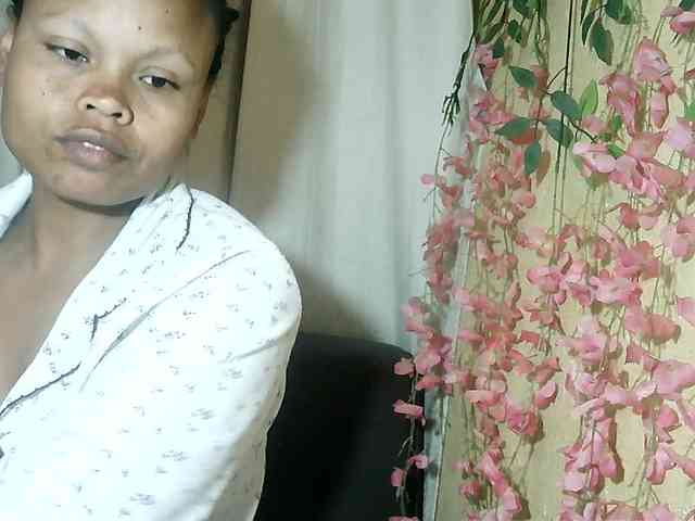 Pussy01lips webcam