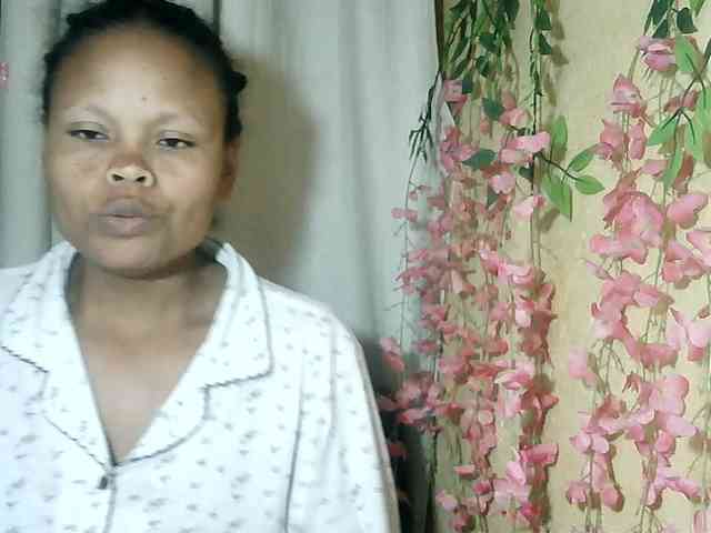 Pussy01lips webcam