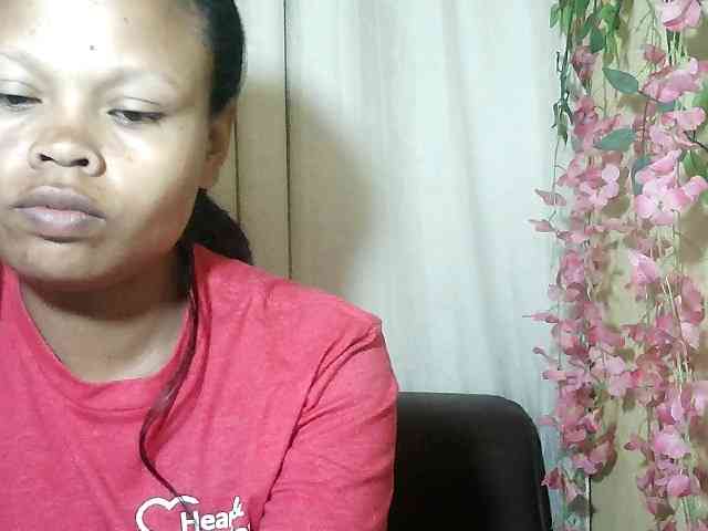 Pussy01lips webcam