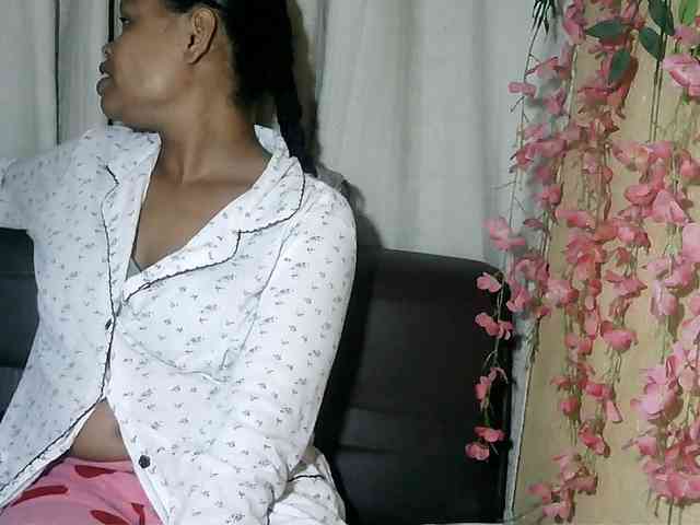 Pussy01lips webcam