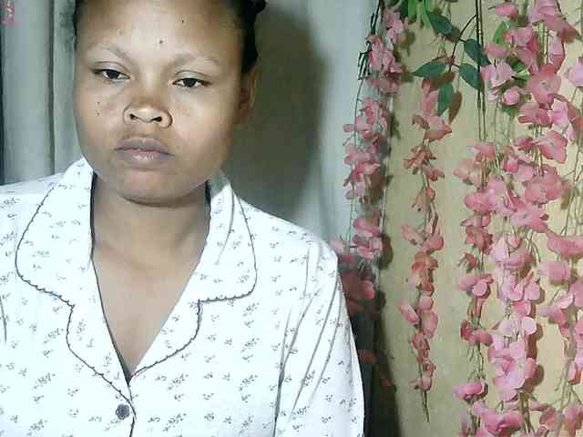 Pussy01lips webcam