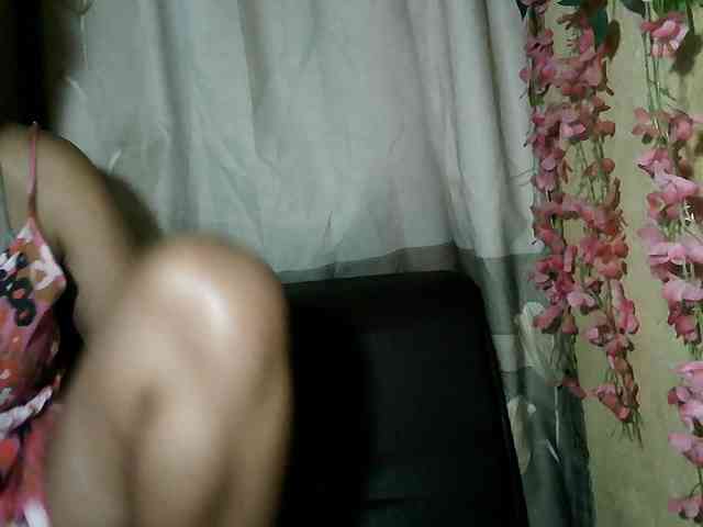 Pussy01lips webcam