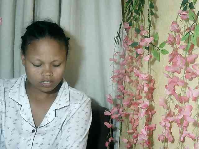 Pussy01lips webcam