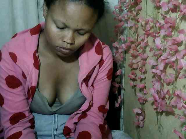 Pussy01lips webcam