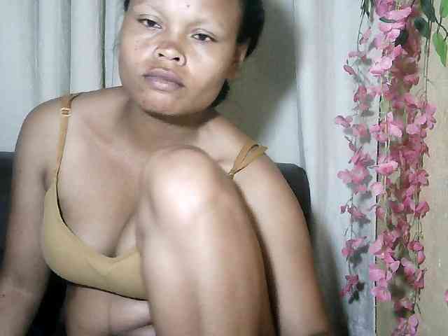 Pussy01lips webcam