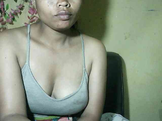 Pussy01lips webcam