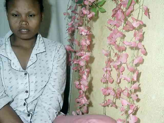 Pussy01lips webcam