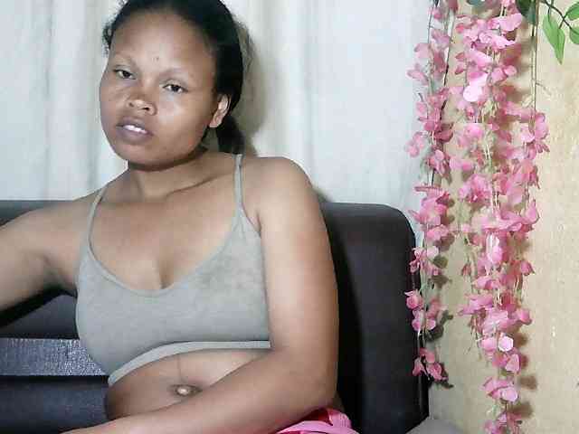 Pussy01lips Live Webcam on BongaCams