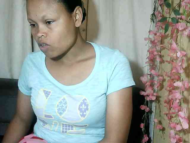 Pussy01lips webcam