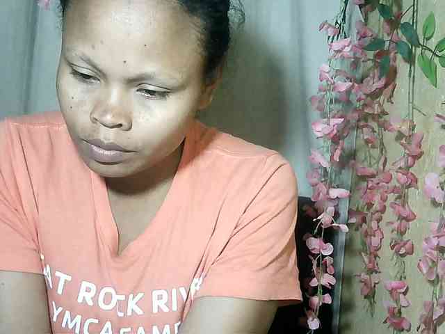 Pussy01lips webcam