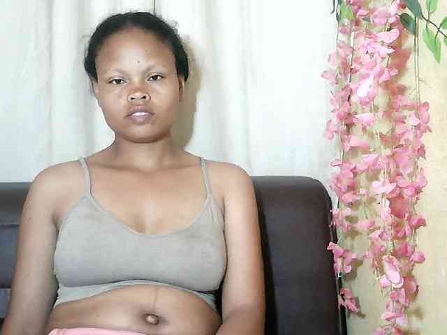 Pussy01lips Live Webcam on BongaCams