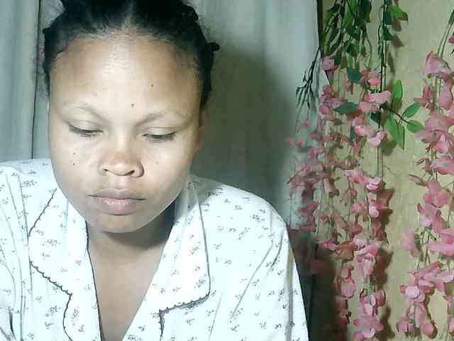 Pussy01lips webcam