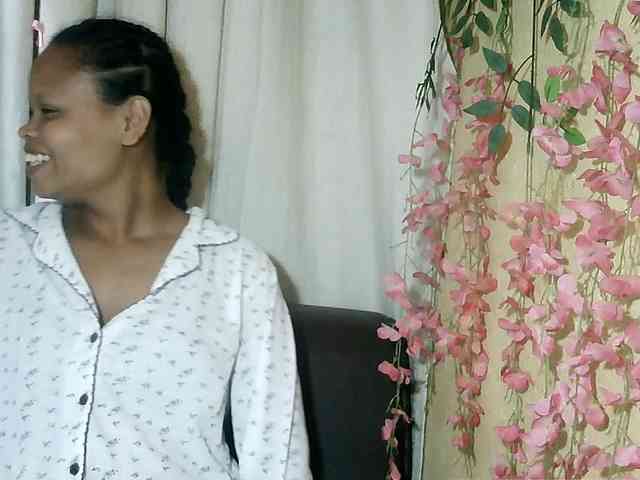 Pussy01lips webcam