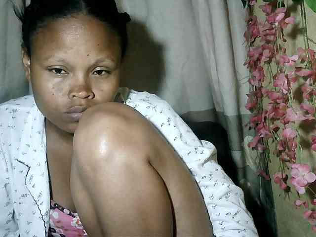 Pussy01lips webcam