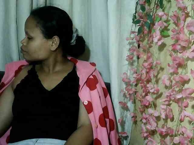 Pussy01lips webcam